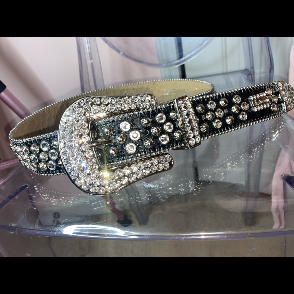B.B simon belt